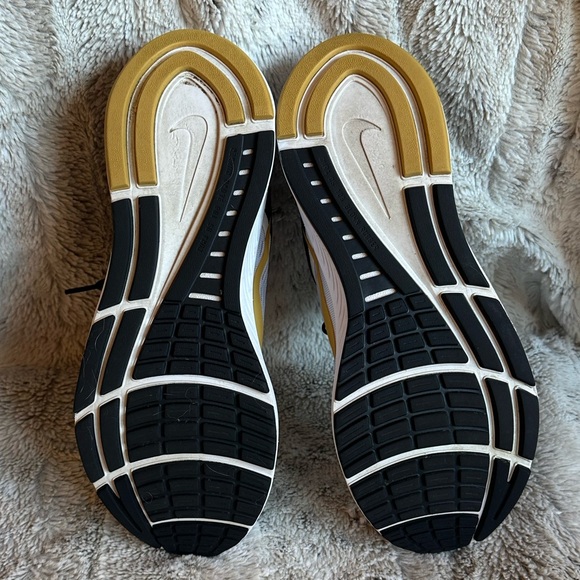 Nike Structure 24 Women's Road Running Shoes. Size 9 - Picture 5 of 7